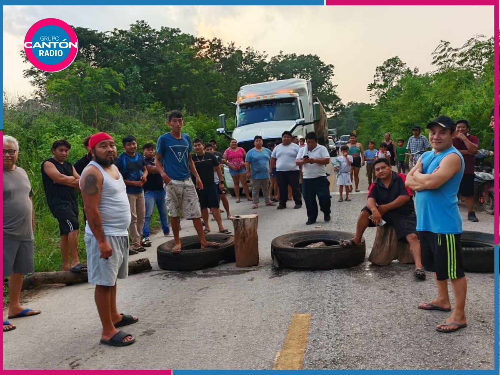Apagones en Tihosuco provocan bloqueo en la vía federal